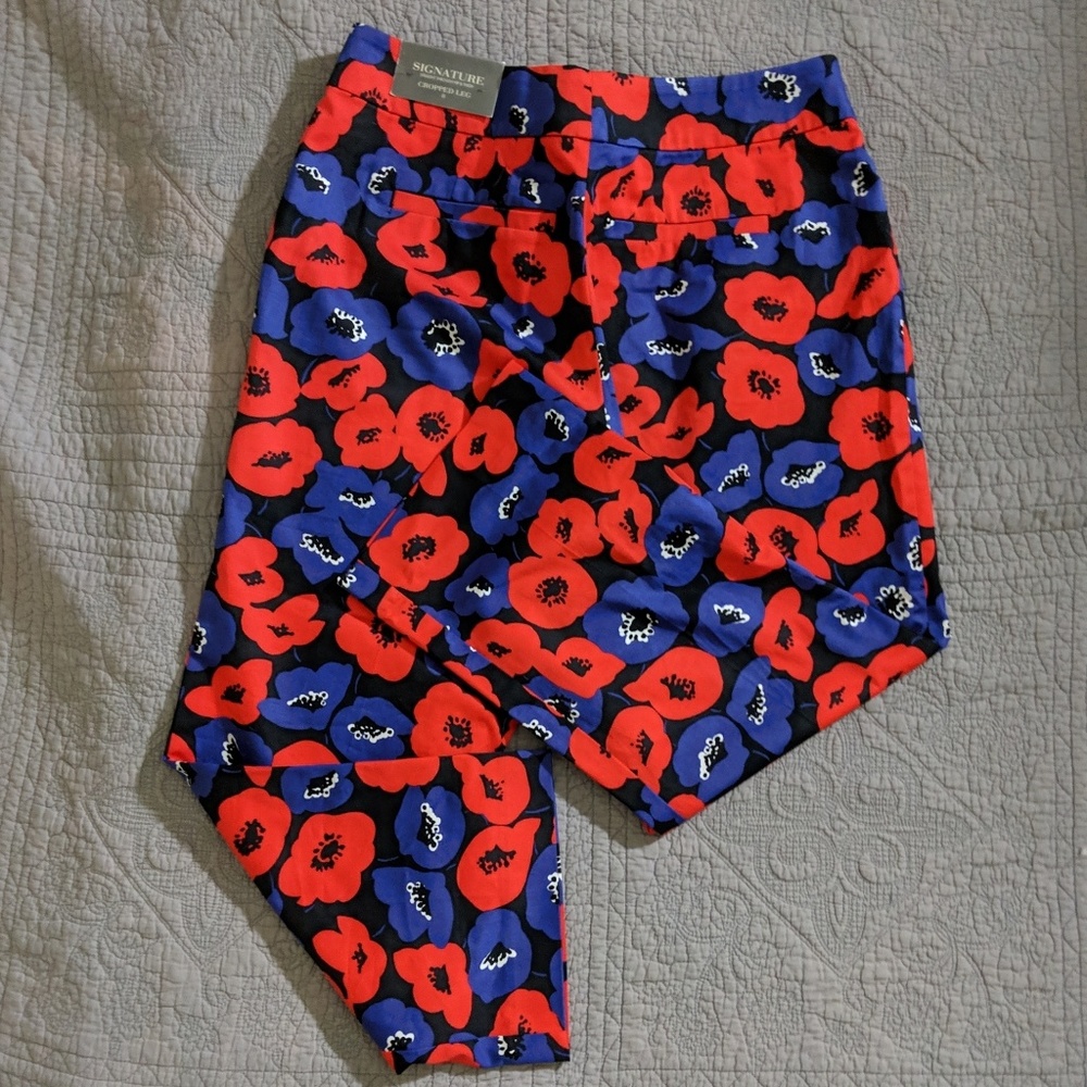 Ann Taylor Signature capris - Picture 3 of 7